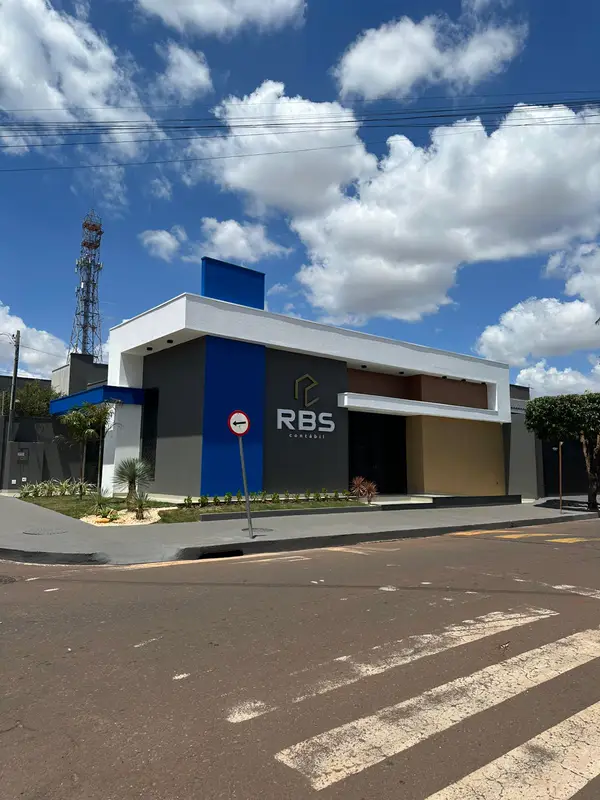 Fachada do escritório da RBS Contábil na Rua Antônio Moulin, 345, em Goioerê